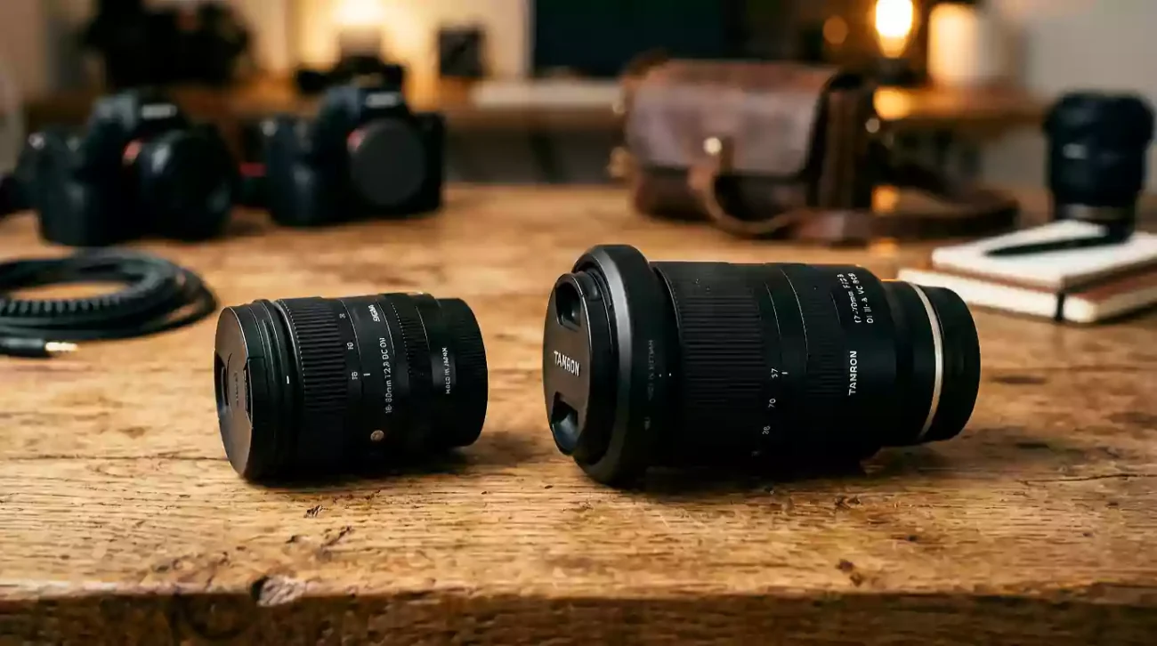 A direct size comparison for the Sigma 18-50mm vs Tamron 17-70mm [سيجما 18-50 ملم مقابل تامرون 17-70 ملم] battle.