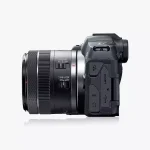 Canon EOS R8 vari-angle touchscreen flipped forward for vlogging and video Dubai UAE