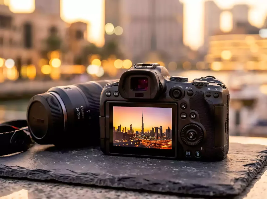 Canon EOS R6 Mark II Dubai full-frame mirrorless camera UAE
