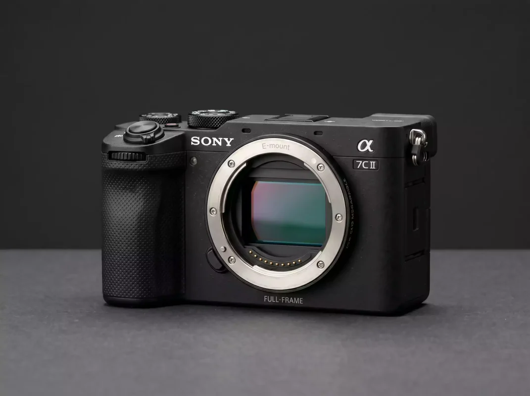 Sony a7C II Dubai 33MP compact full-frame mirrorless camera genuine UAE warranty