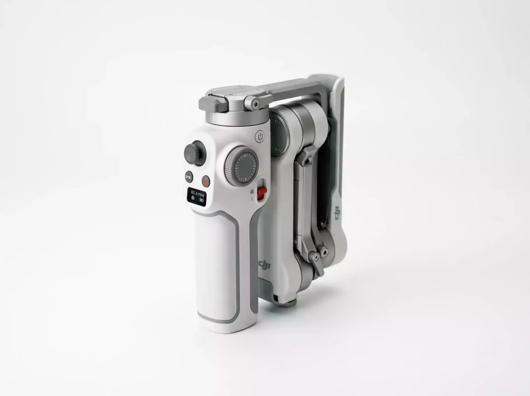 DJI RS 4 Mini Dubai gimbal stabilizer genuine UAE warranty
