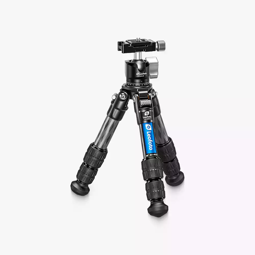 Leofoto LS-223C+LH-25 Professional carbon fiber tripod Leofoto LS-223C Dubai mini carbon fibre tripod with LH-25 ball head genuine UAE